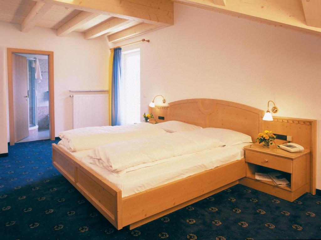 Hotel Olympia Sarentino Habitación foto